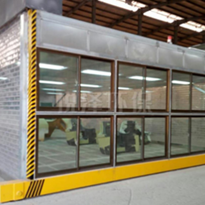 Booth Sprae an Chustaim agus Booth Sanding