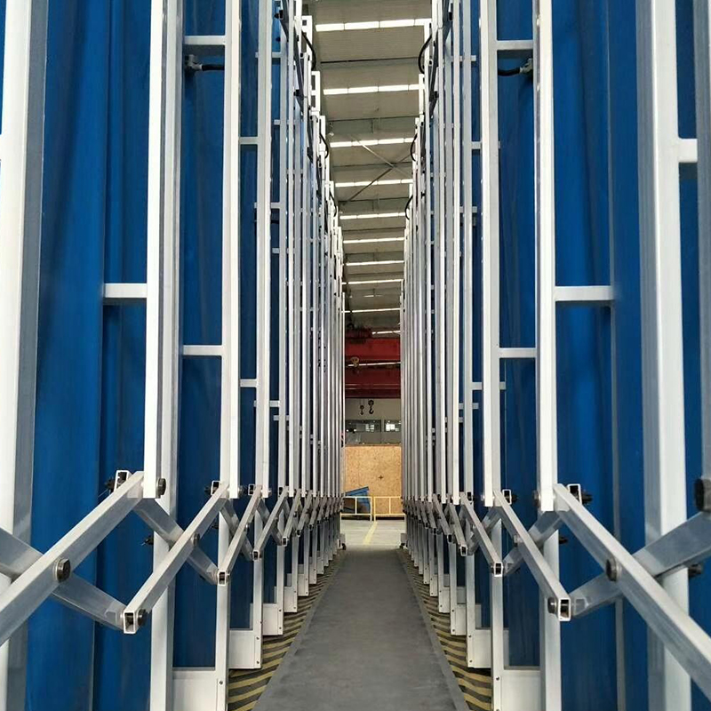 Sprae Soghluaiste Retractable agus Booth Sanding
